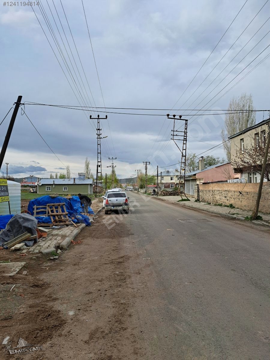 EMİR EMLAK GAYRİMENKULDEN SATILIK 2+1 DAİRELER EMNİYET MD.KARŞI - KARS MERKEZ fotoğraf 4
