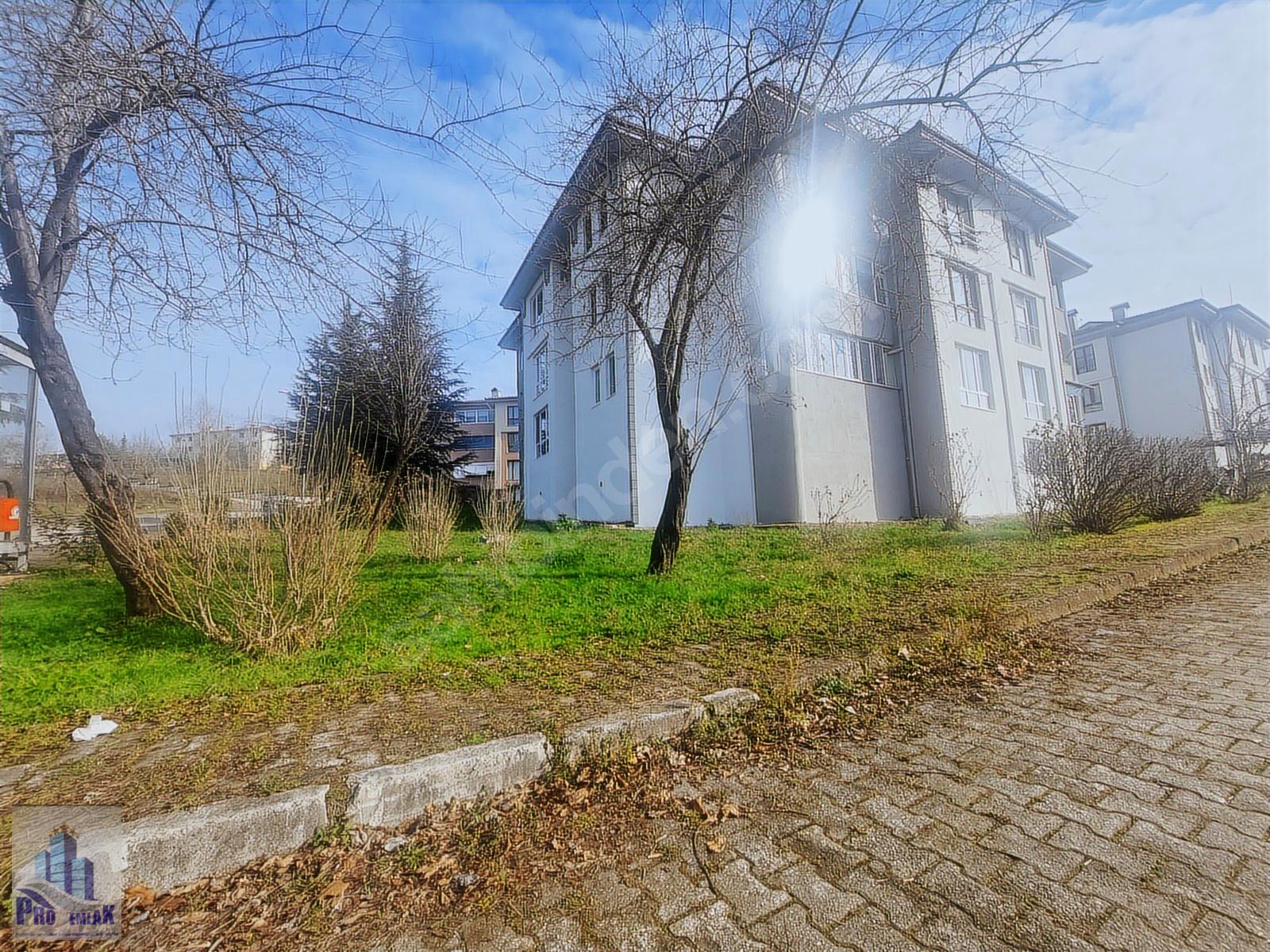 DÜZCE BAHÇEŞEHİR GÜZELBAHÇE MH ORTA KAT DÜZCE CEPHE SATILIK DAİR - DÜZCE MERKEZ fotoğraf 10