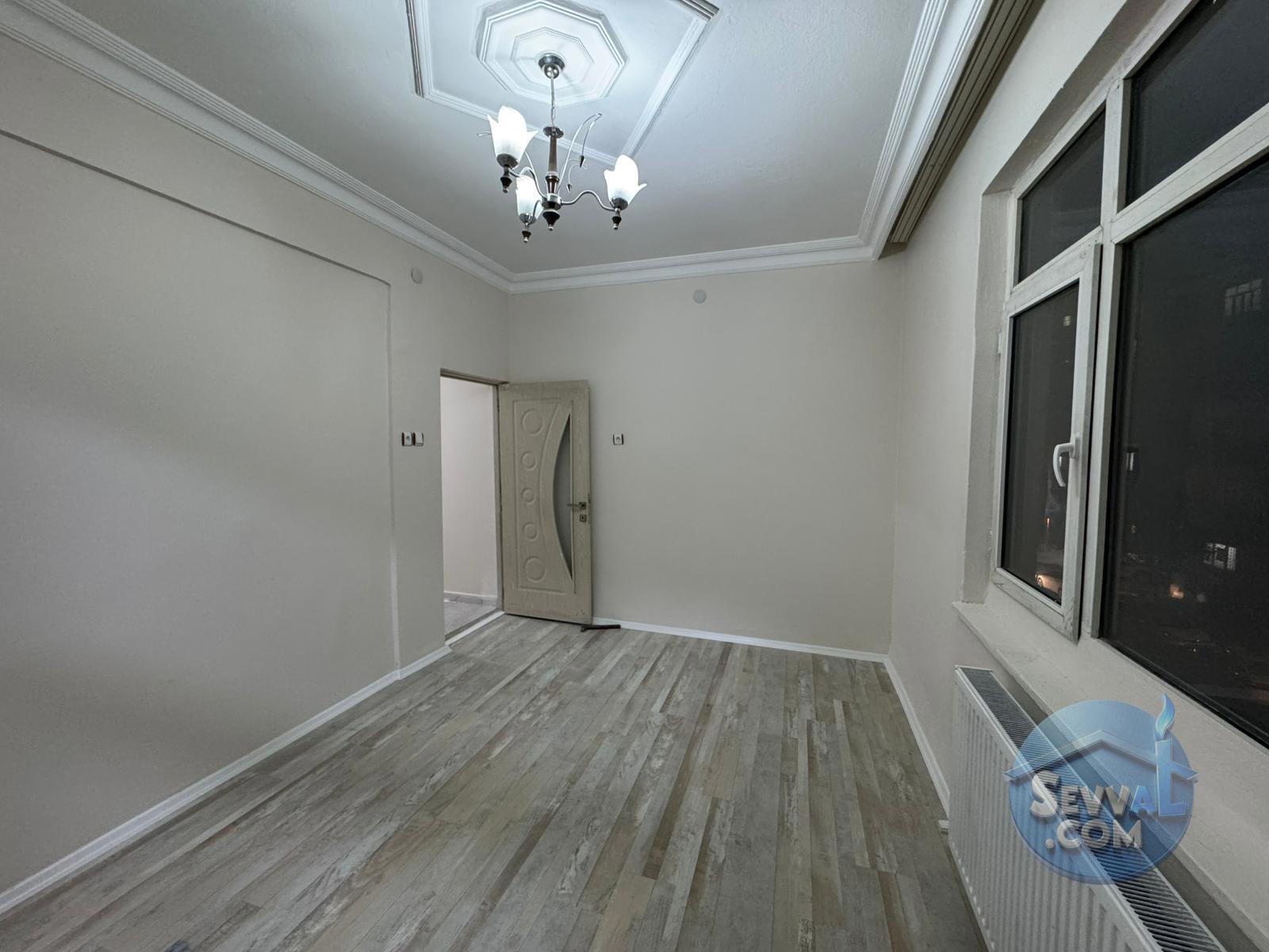 BAHÇELİEVLER DE SATILIK İÇİ YAPILI DAİRE - ŞANLIURFA HALİLİYE fotoğraf 6