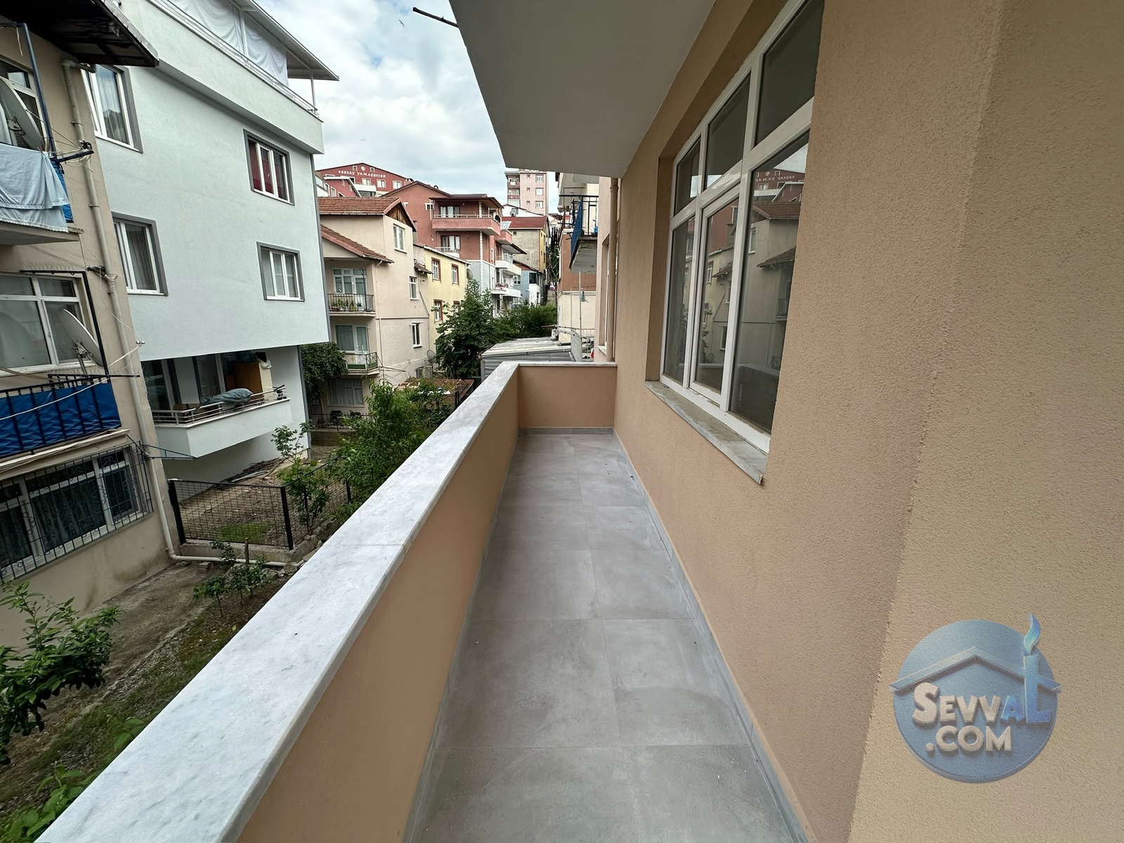 CAN EMLAK - DONANMA MAH '' İÇİ SIFIR YAPILMIŞ '' 3+1 145 M2 - Kocaeli Gölcük fotoğraf 4