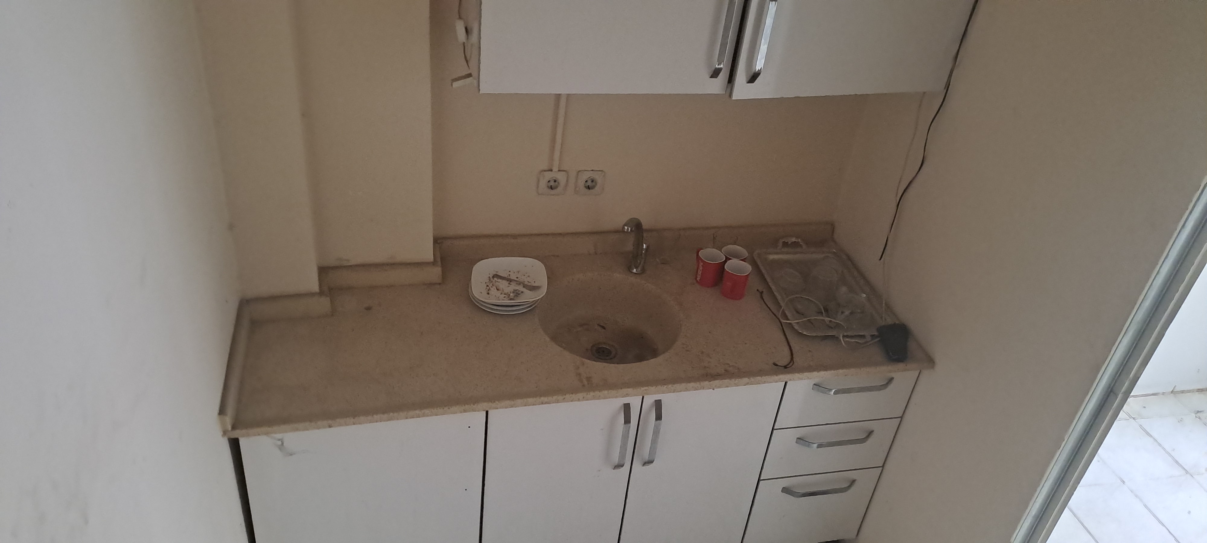 HAKANOĞLU GROUP'TAN EDREMİT MERKEZDE SATILIK DÜKKAN İŞ YERİ - BALIKESİR EDREMİT fotoğraf 8