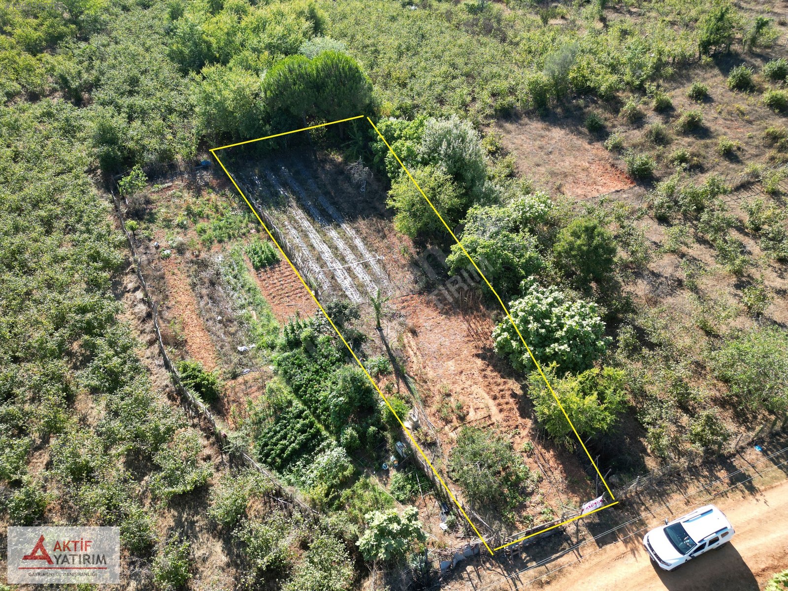 BAĞIRGANLI'DA KÖYÜN HEMEN BİTİŞİĞİNDE 647 M2 YOLA CEPHELİ TARLA - KOCAELİ KANDIRA fotoğraf 4