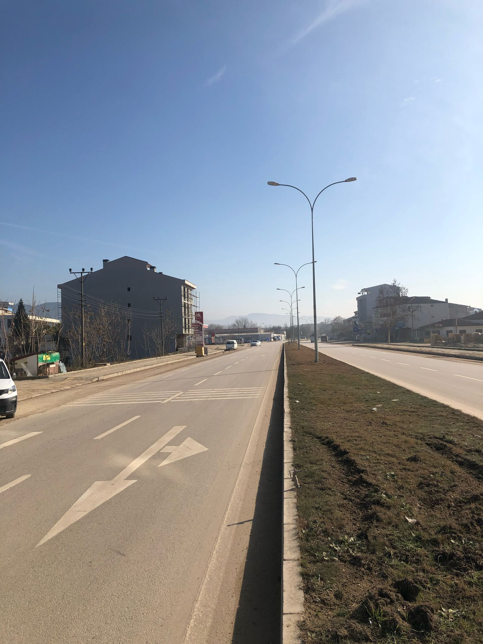 TİCARİ+KONUT ANAYOL ÜSTÜNDE KÖŞE PARSEL - BİLECİK OSMANELİ fotoğraf 2