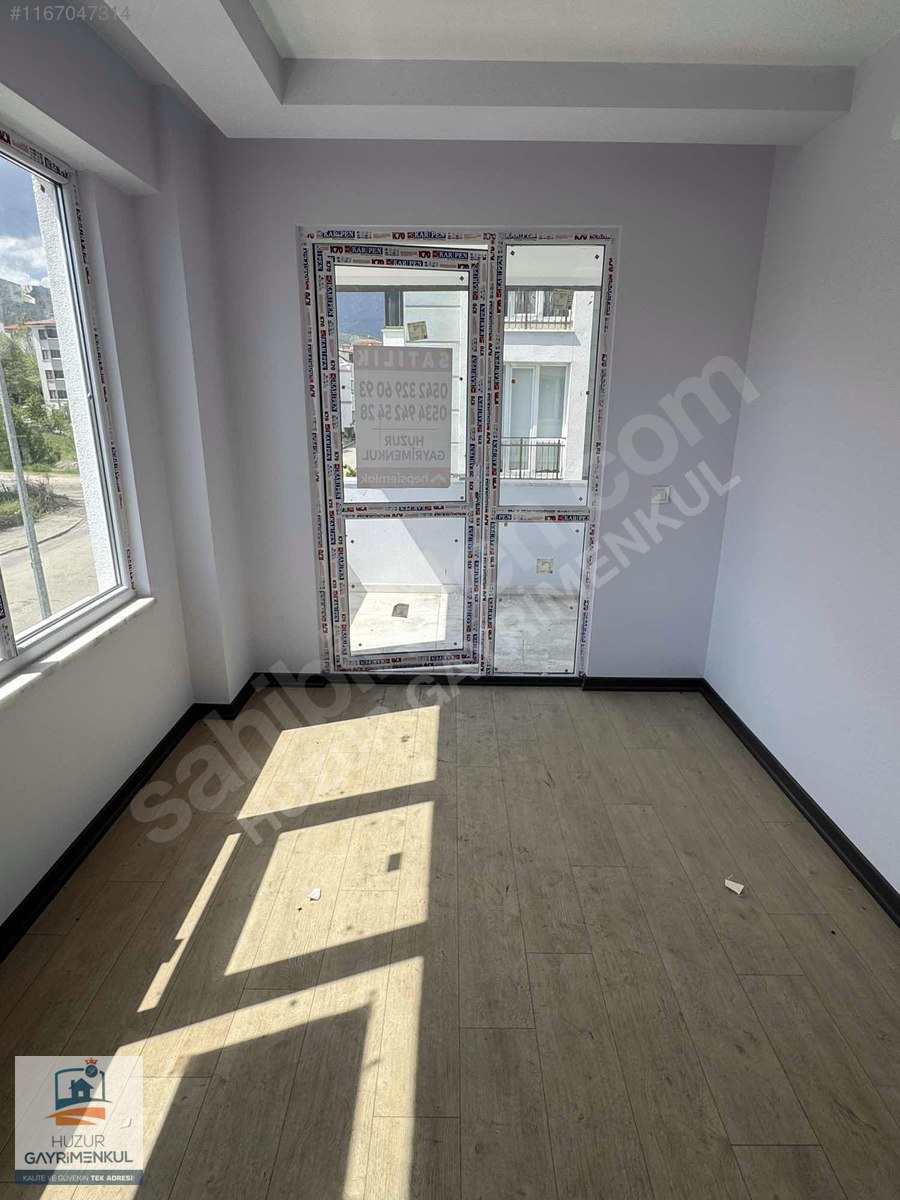 500EVLER BAHÇELİEVLER MAH. KANYON'da 2.KAT 4+1 160M2 DAİRE - KARABÜK MERKEZ fotoğraf 7