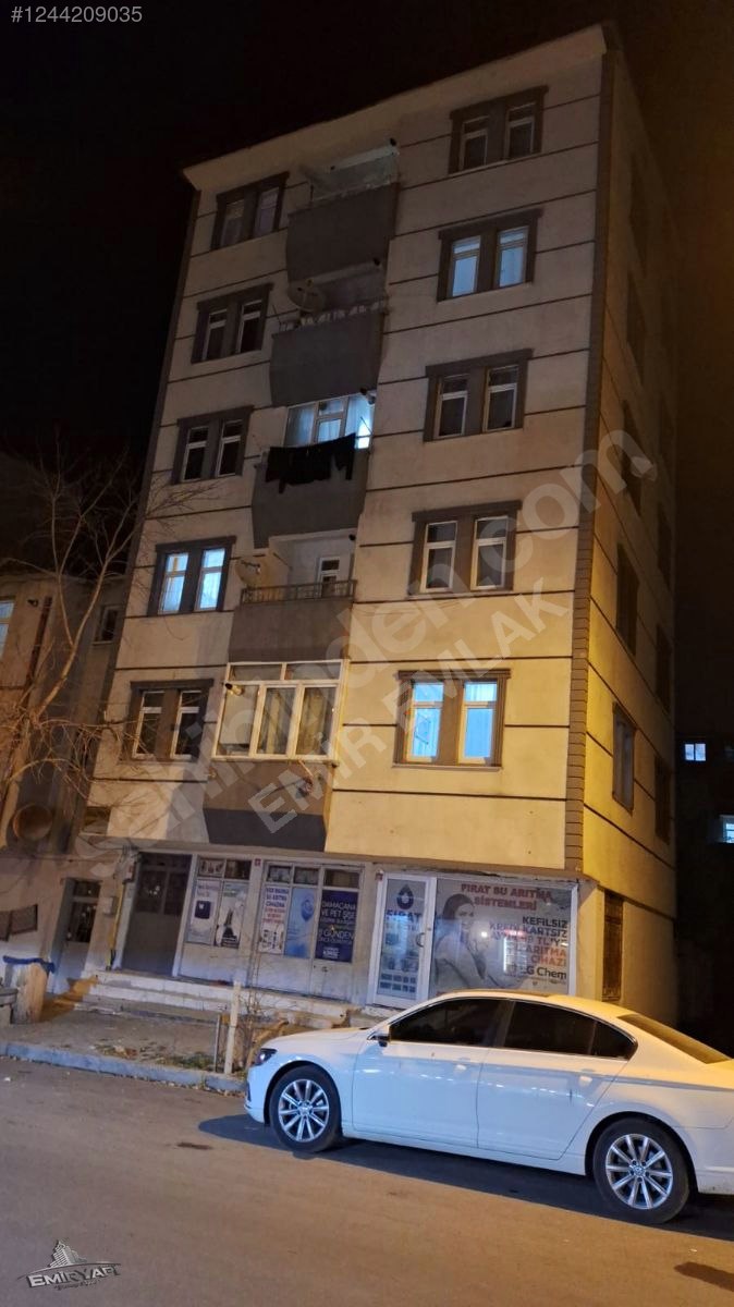 EMİR EMLAK TAN SATILIK 2+1 DAİRE - KARS MERKEZ fotoğraf 2
