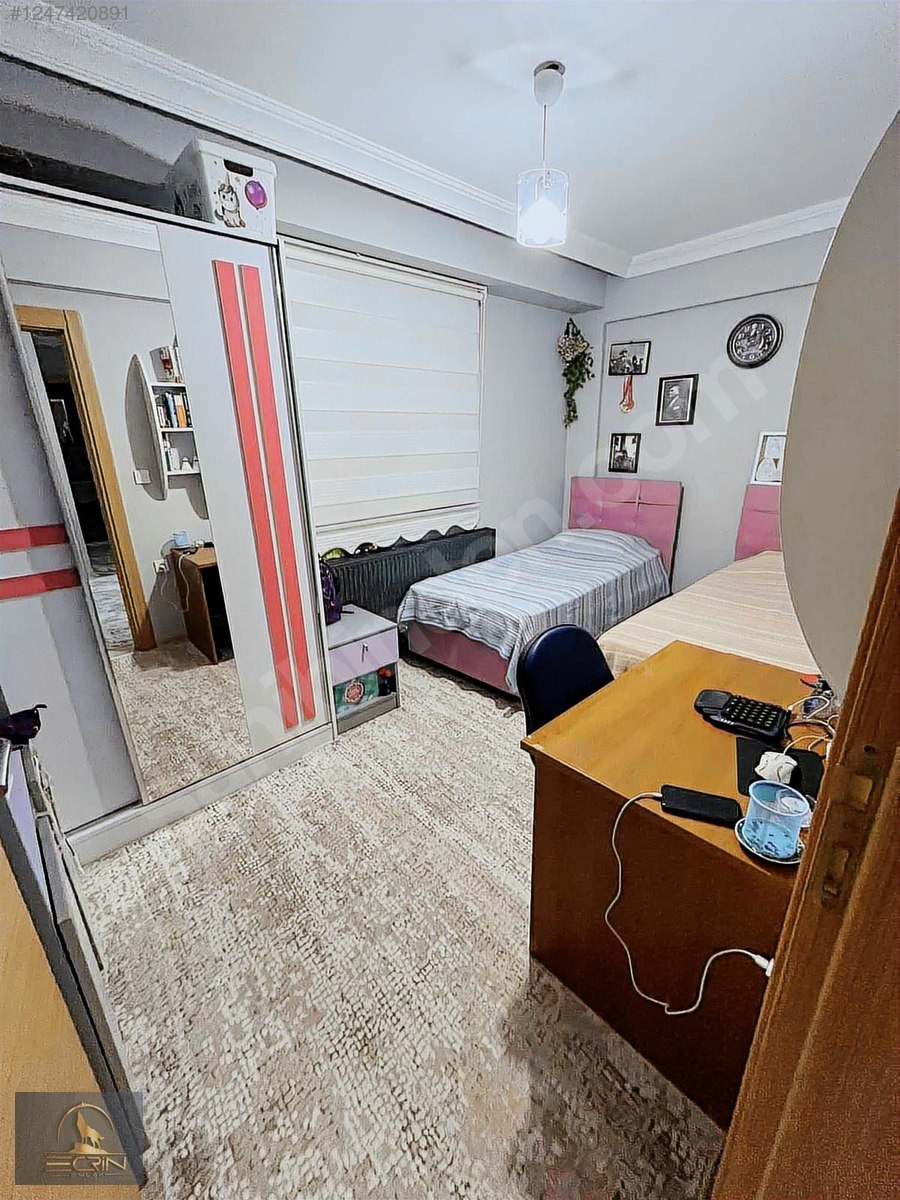 düştü Atatürk Mah. 2+1 110m2 cadde üzeri köşe daire satılık - UŞAK MERKEZ fotoğraf 9