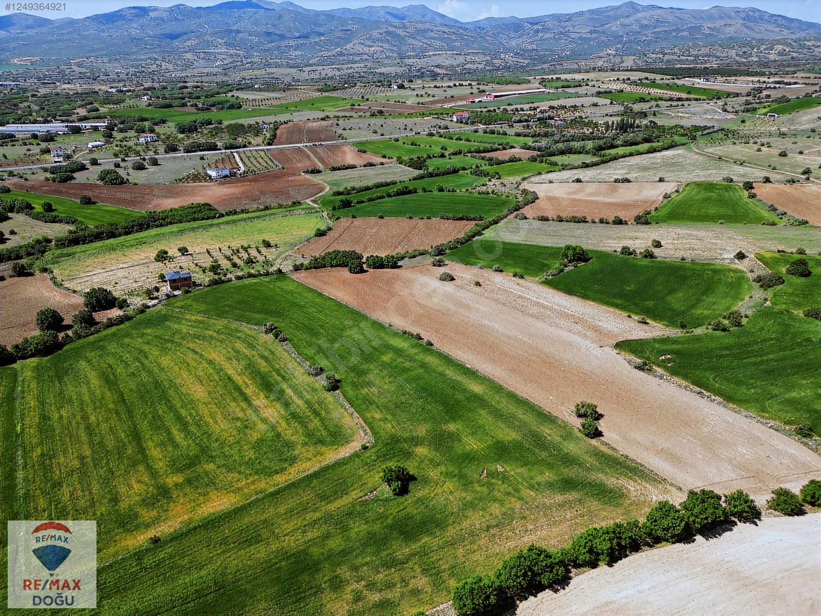 REMAX DOĞUDAN MERKEZ SÜTLÜCE'DE 10.066 m² SATILIK TARLA - ELAZIĞ MERKEZ fotoğraf 2