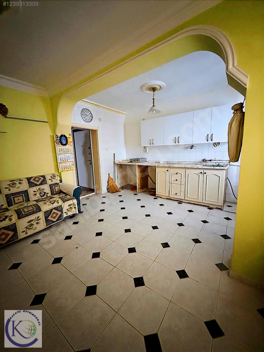 PALMİYE MAHALLESİ'NDE SATILIK GENİŞ VE KULLANIŞLI 2+1 DAİRE - MERSİN YENİŞEHİR fotoğraf 8