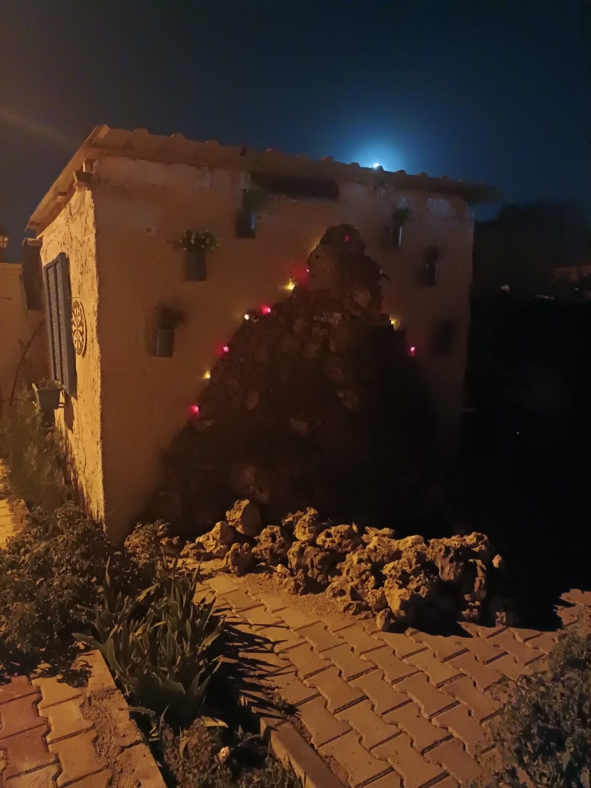 İÇİNDE EVİ ELEKTRİĞİ SUYU OLAN HAZIR KURULU BAHÇE - KONYA MERAM fotoğraf 14