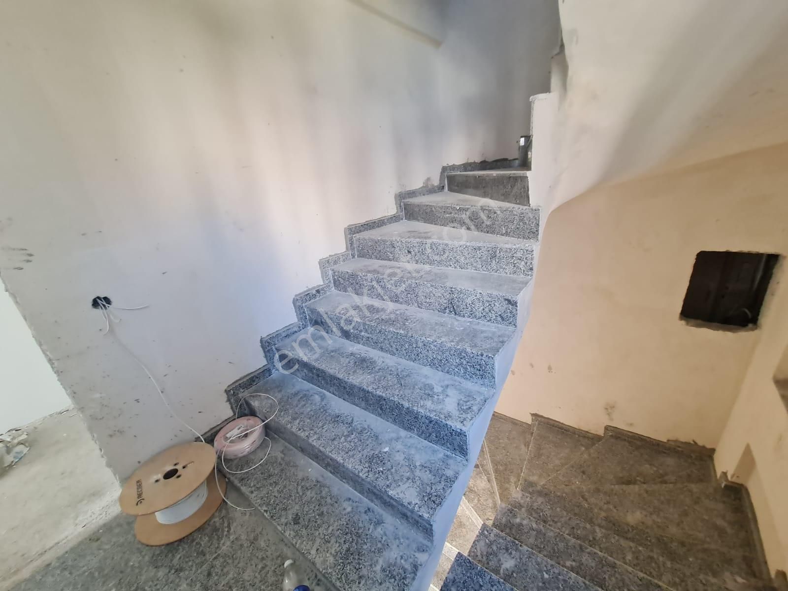 Anchor Gayrimenkul' Den Şehrin Merkezinde(yeşilyurt Mahallesinde) Satılık 2+1 Da - MERSİN ANAMUR fotoğraf 7