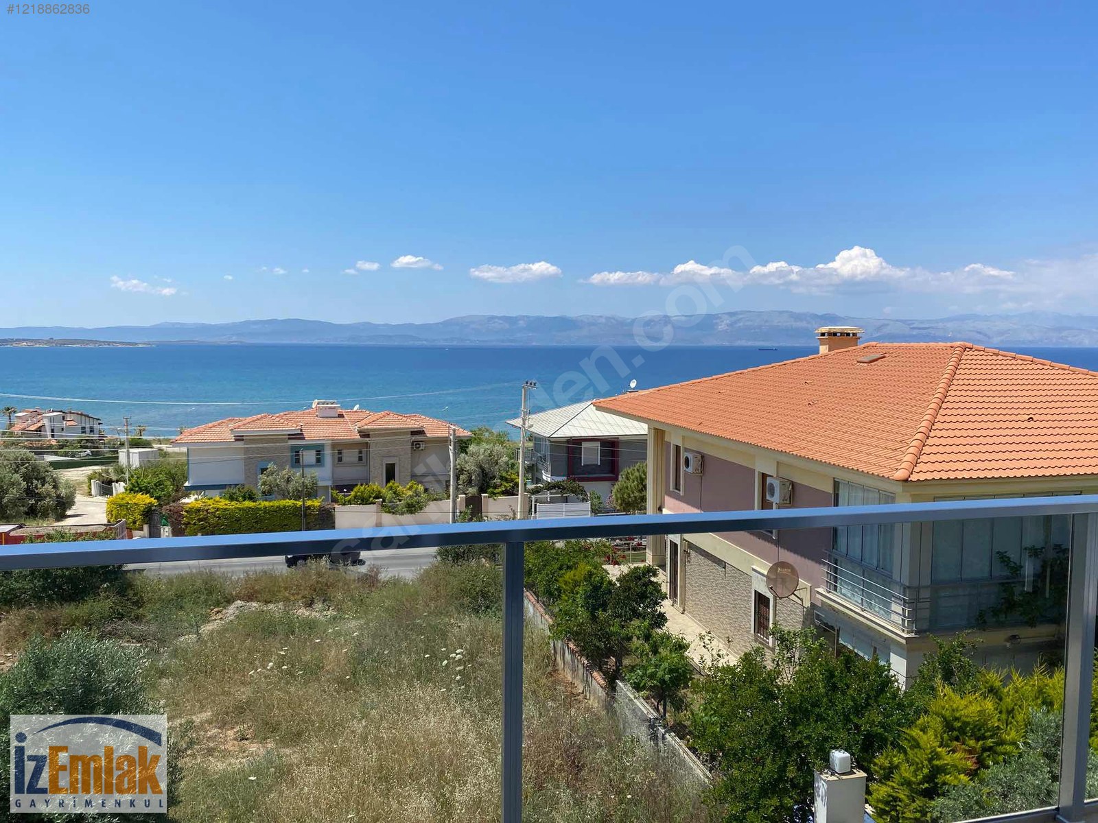 İz Emlak'tan Çiftlikköy'de Deniz Manzaralı Özel Havuzlu Villa - İZMİR ÇEŞME fotoğraf 5