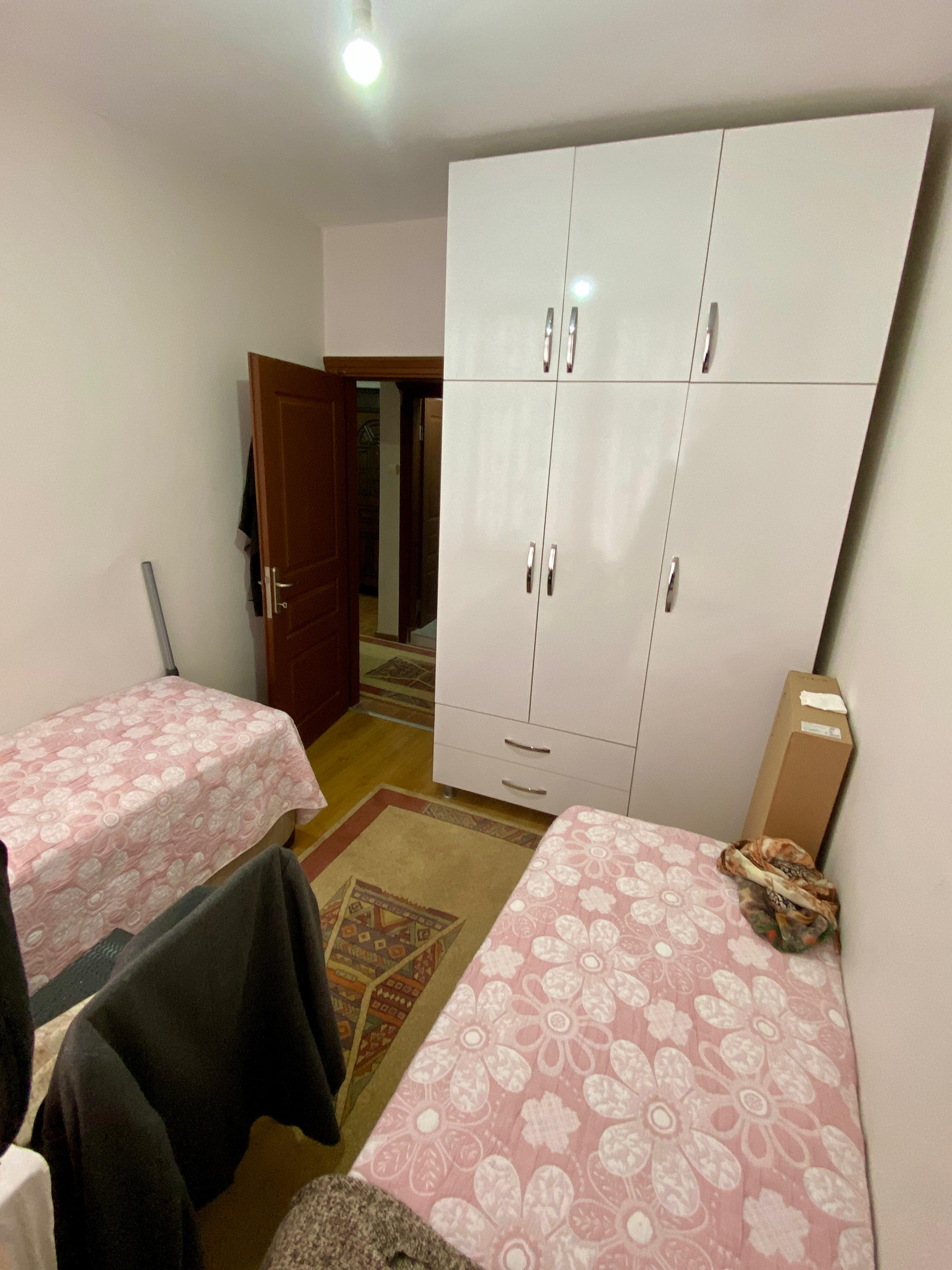 FIRSAT DAİRE DOĞALGAZLI GENİŞ OTURUMLU İÇİ FUL YAPILI 3+1 DAİRE - MERSİN MEZİTLİ fotoğraf 11