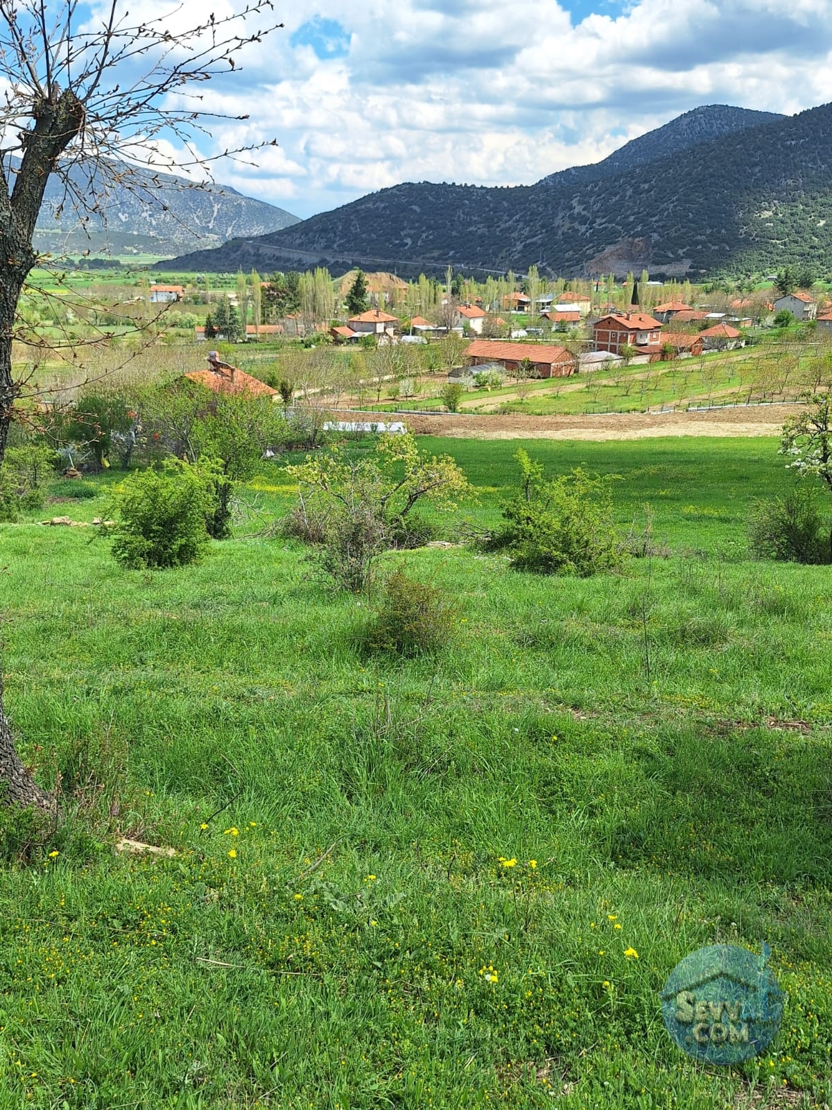 BURDUR AĞLASUN KİBRİT KÖYÜNDE SATILIK KERPİÇ EV VE TARLA - Burdur Ağlasun fotoğraf 32