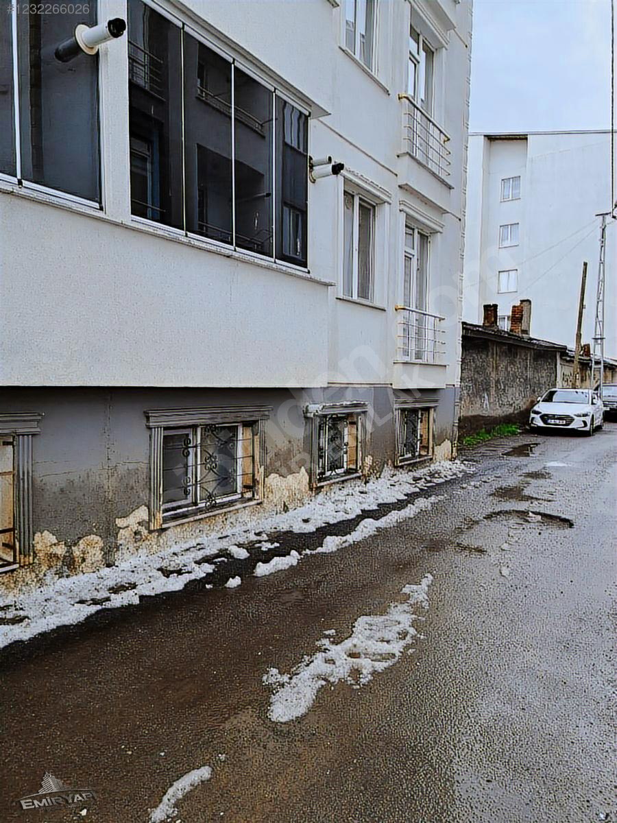 EMİR EMLAK GAYRİMENKULDEN SATILIK YARI BODRUM EŞYALI APART ÇARŞI - KARS MERKEZ fotoğraf 11