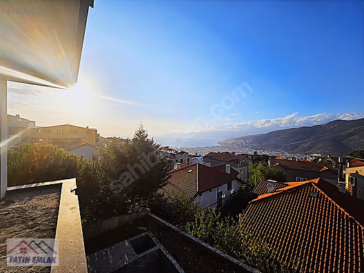 KÖRFEZ MANZARALI YÜZME HAVUZU ASANSÖRLÜ TRİBLEX VİLLA TAKAS AÇIK - BURSA GEMLİK fotoğraf 15