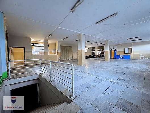 KAĞITHANE 8 KATLI ASANSÖRLÜ BİNA 2600m² KAPALI ALANLI 474m² ARSA - İSTANBUL KAĞITHANE fotoğraf 5