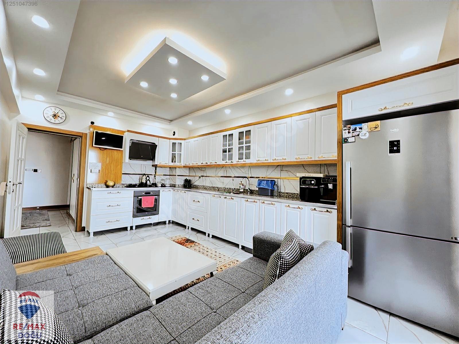 REMAX DOĞU AKSARAY MAH. ULTRA LUX YAPILI SATILIK 3+1 DAİRE - ELAZIĞ MERKEZ fotoğraf 6