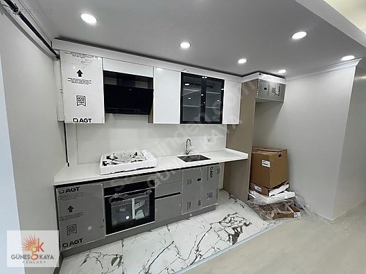 G.KAYA DAN KEMALPAŞA MAHALLESİN DE 2+1 83m2 YÜKSEK GİRİŞ DAİRE - İSTANBUL KÜÇÜKÇEKMECE fotoğraf 9