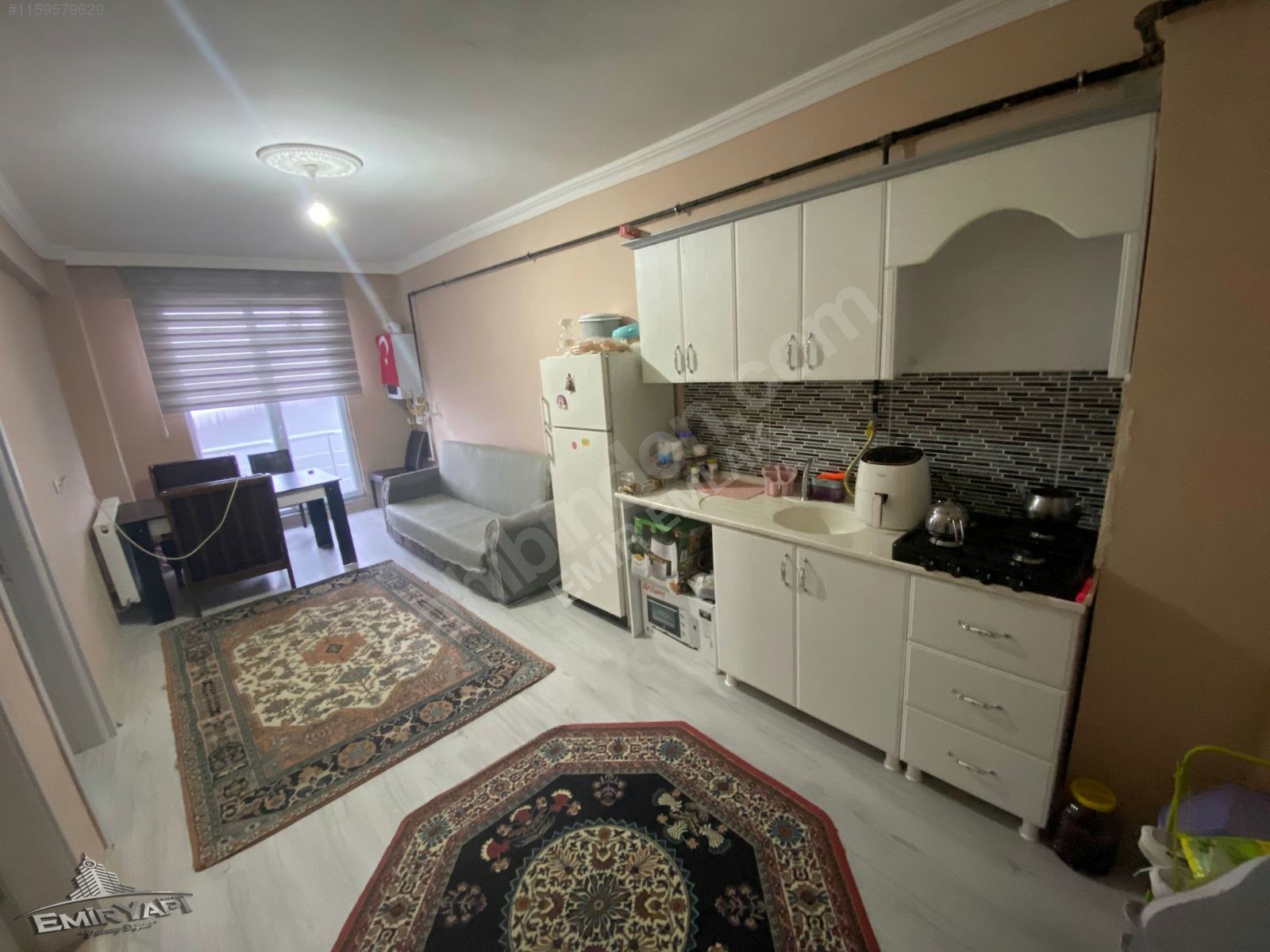 EMIR EMLAK TAN SATİLİK ESYALI DAIRE - KARS MERKEZ fotoğraf 3