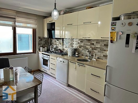 CADDE ÜZERİ 3+1 145M METRO YAKIN ACIK OTOPARKLI TAKASLI DAİRE - İSTANBUL ÜMRANİYE fotoğraf 3
