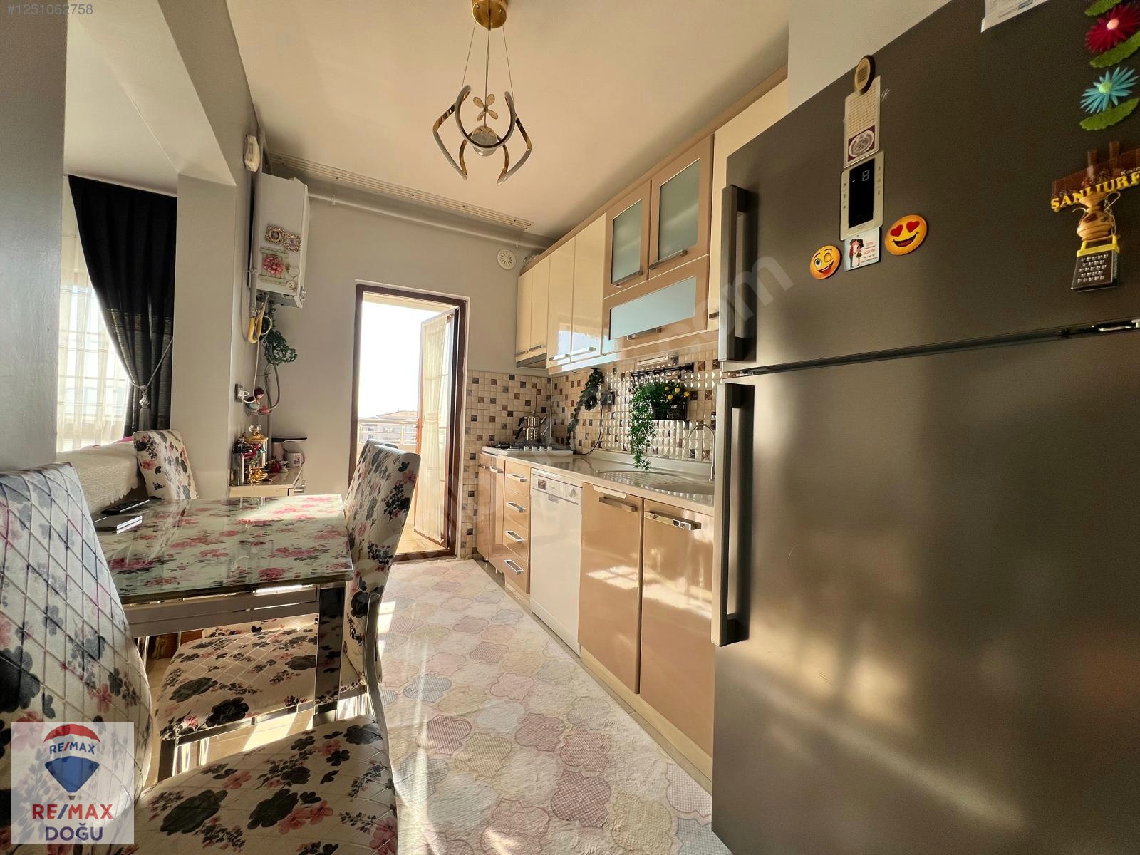 REMAX DOĞU ÇAYDA ÇIRA MAH.ÖNÜ AÇIK TERTEMİZ SATILIK 2+1 DAİRE - ELAZIĞ MERKEZ fotoğraf 3