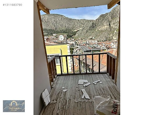 GÖKMEDRESE MAHALLESİNDE 3 KATLI SATILIK MÜSTAKİL EV - AMASYA MERKEZ fotoğraf 17