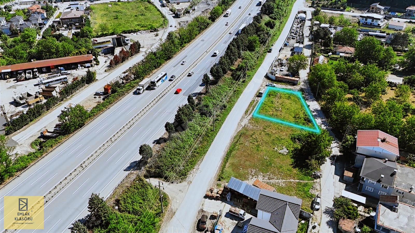 SAPANCA GÖL MAHALLESİ'NDE OTOYOL CEPHELİ TABELA ARSA! 548 M2 - SAKARYA SAPANCA fotoğraf 17