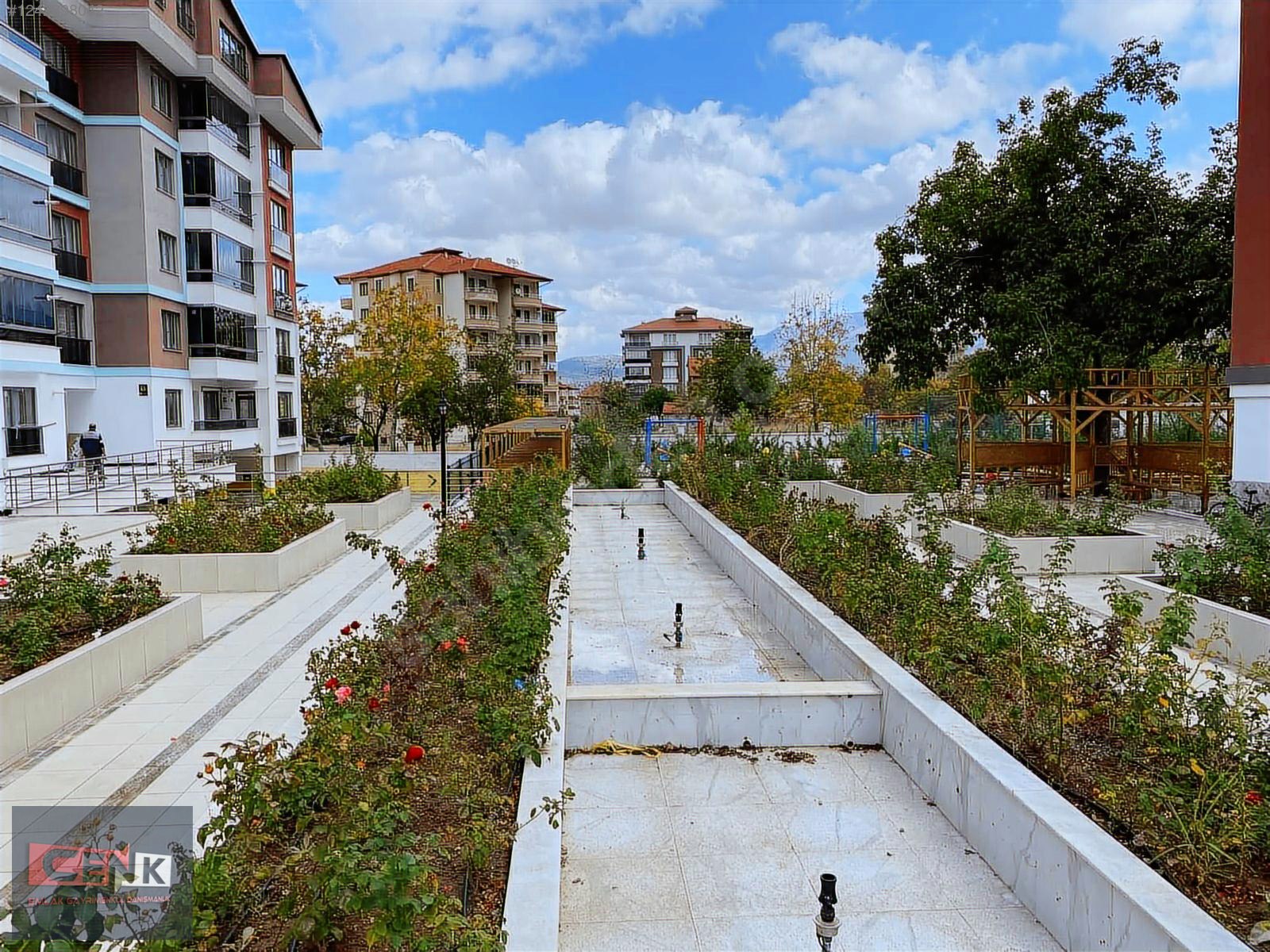 AYAZMANA MAHALLESİ SATILIK 3+1 ZEMİN KAT DAİRE - ISPARTA MERKEZ fotoğraf 8