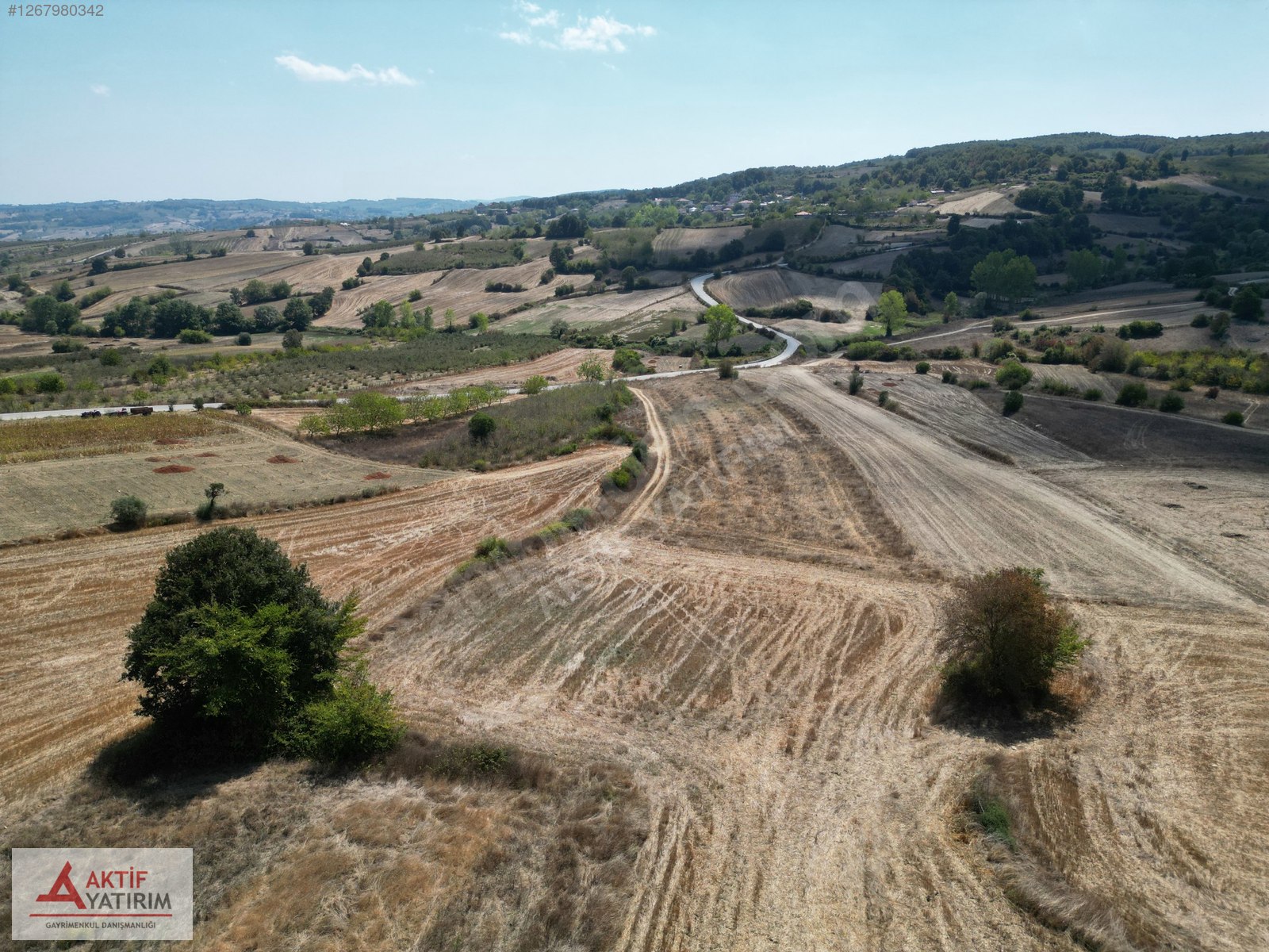 HEDİYELİ MAHALLESİ'NDE YERLEŞİM KENARINDA 2571 M2 SATILIK TARLA - KOCAELİ KANDIRA fotoğraf 4