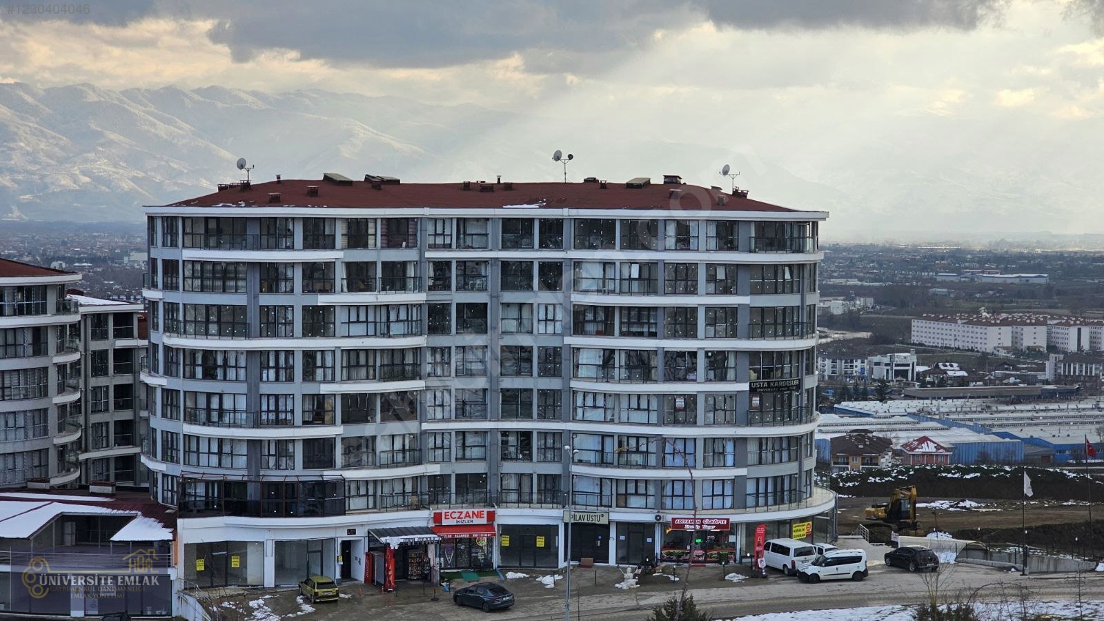 DÜZCE HASTANE VE ÜNİVERSİTE ÖNÜ ARAKAT SATILIK BÜYÜK 1+1 DAİRE - DÜZCE MERKEZ fotoğraf 2