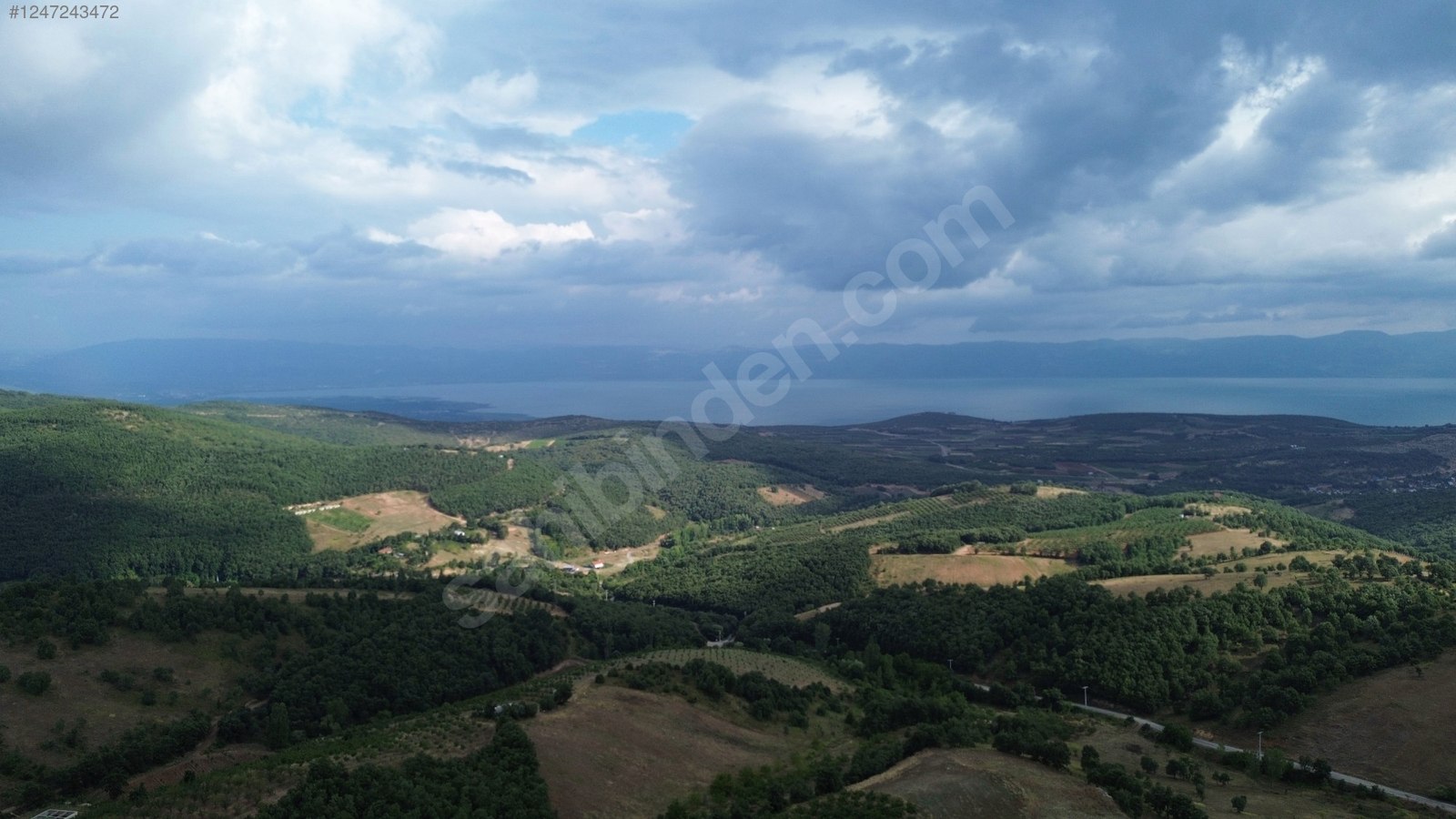 BURSA İZNİK ÖMERLİ MAHALLESİ'NDE  40.000 M² TARLAMIZ SATILIKTIR - BURSA İZNİK fotoğraf 9