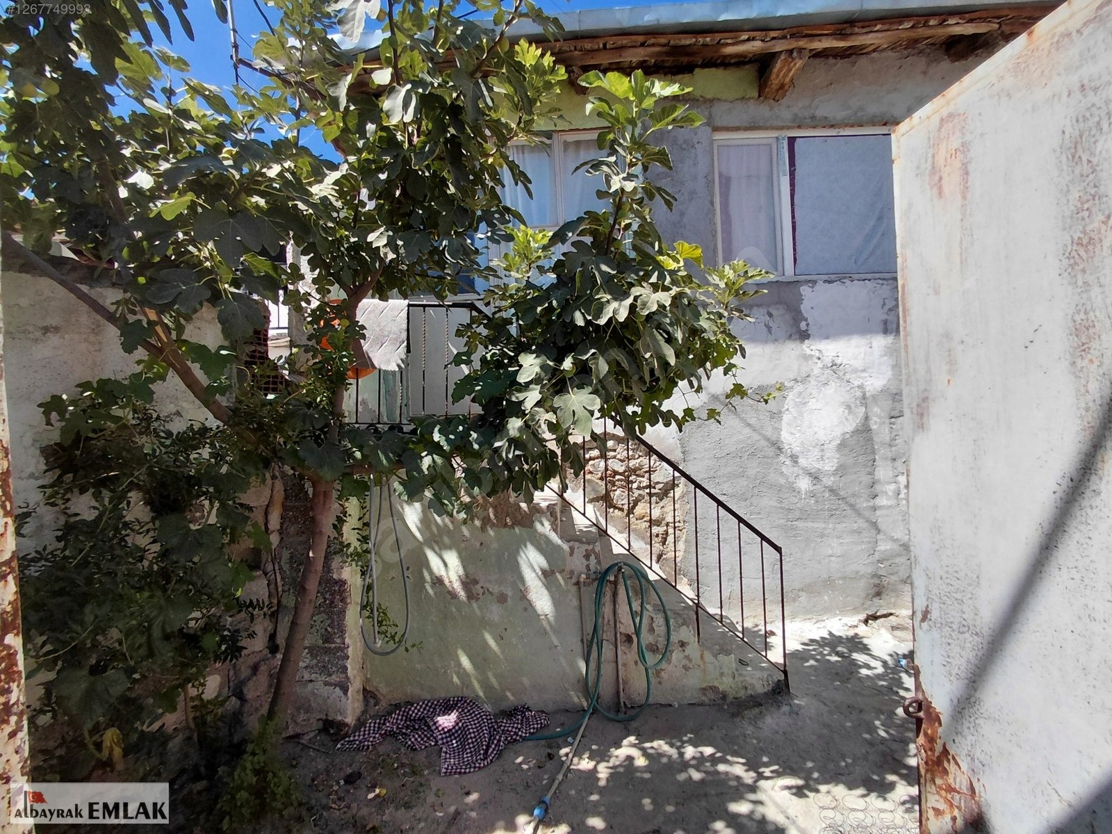 AKHİSAR ZEYTİNLİOVA DA SATILIK ARSA FİYATINA KÖY EVİ 875.000 TL - MANİSA AKHİSAR fotoğraf 15