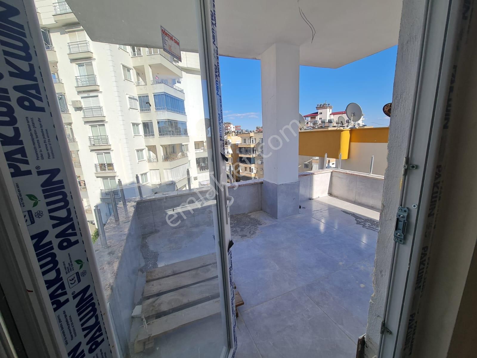 Anchor Gayrimenkul' Den Şehrin Merkezinde(yeşilyurt Mahallesinde) Satılık 2+1 Da - MERSİN ANAMUR fotoğraf 3