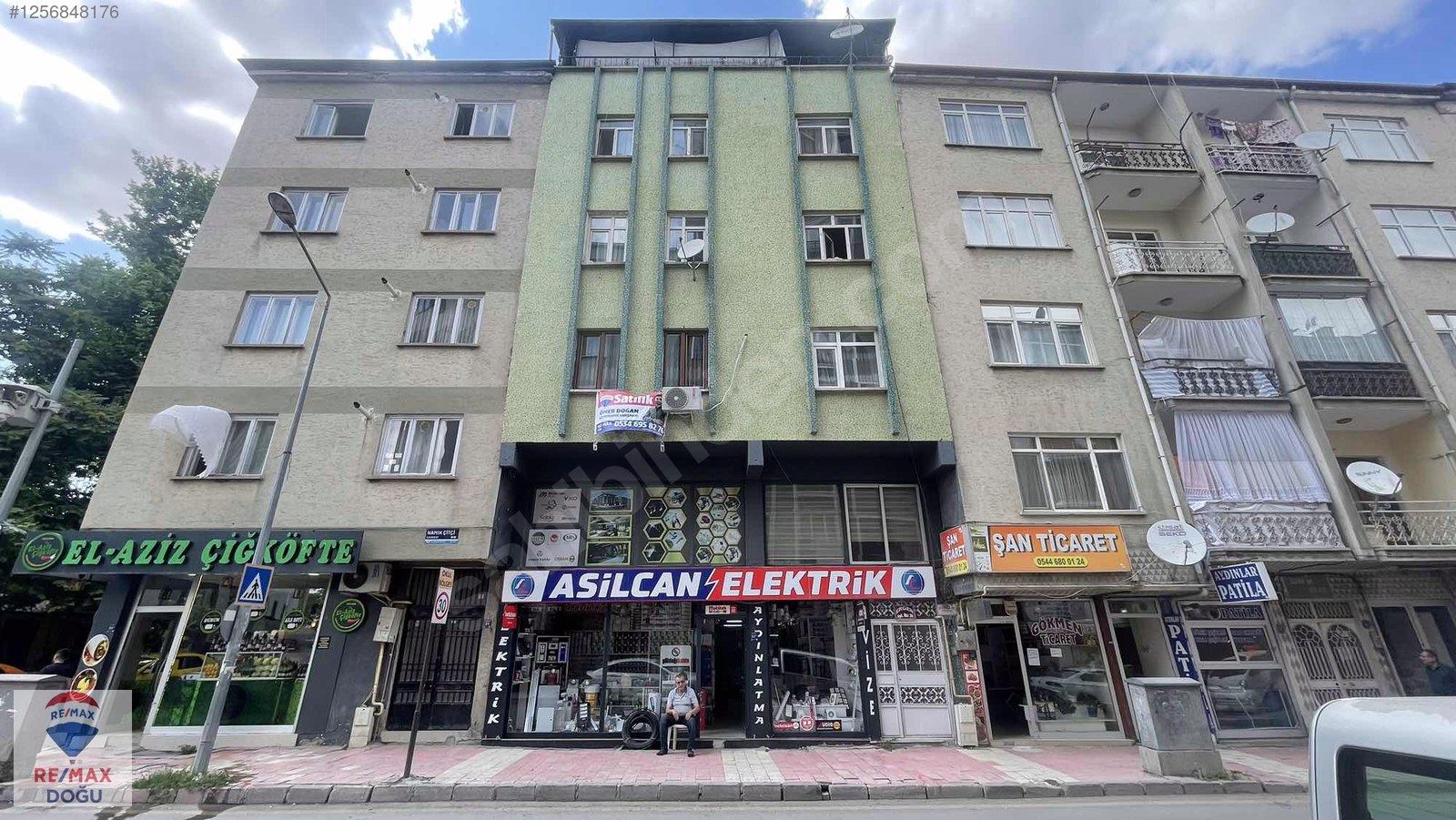 REMAX DOĞU'DAN YENİ MAHALLE MERKEZİ KONUMDA 2+1 SATILIK DAİRE - ELAZIĞ MERKEZ fotoğraf 2