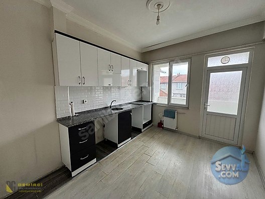 Demirci Gayrimenkul Ertuğrulgazide Satılık 2+1 Ara Kat Daire - BURSA İNEGÖL fotoğraf 2