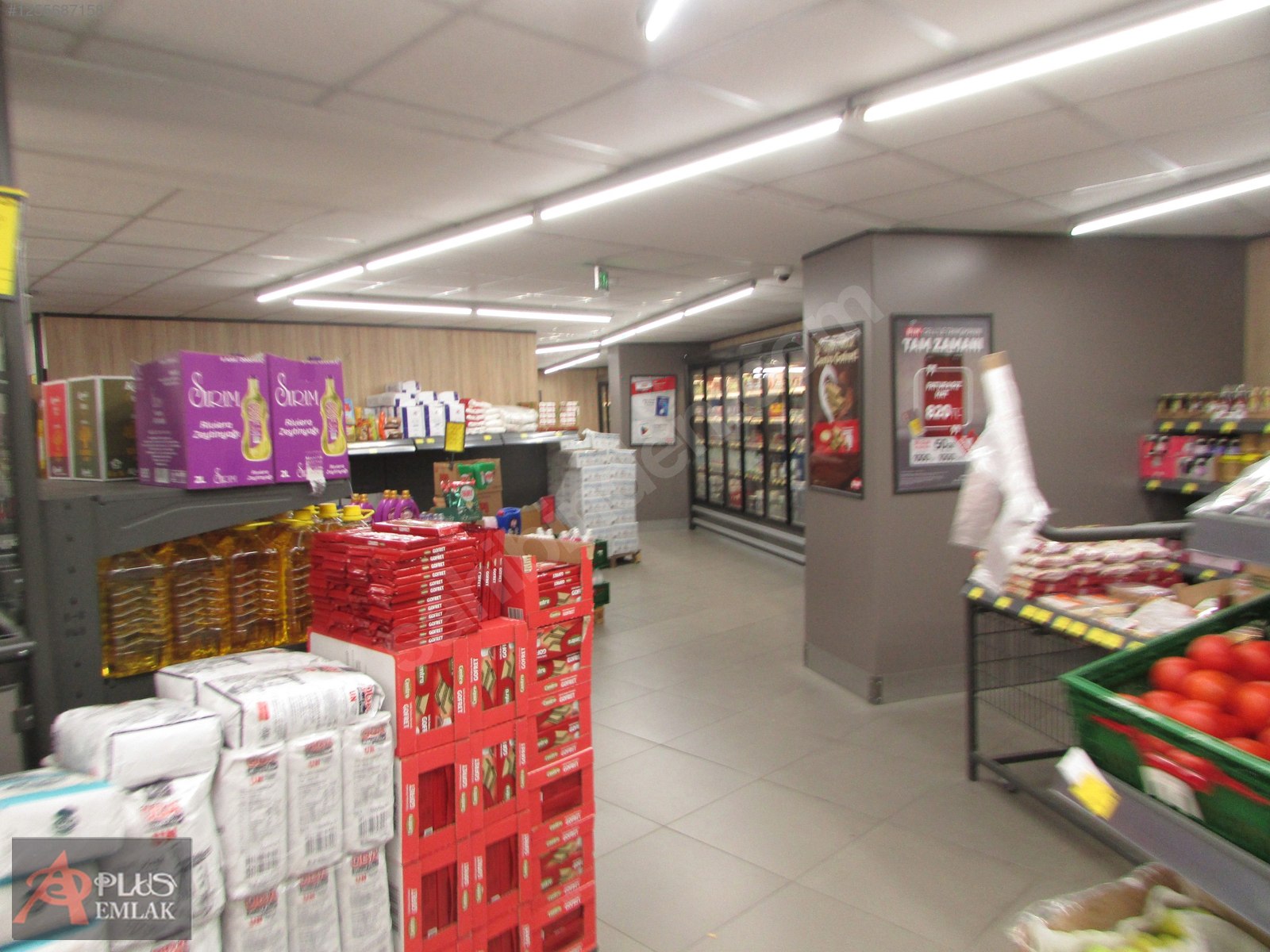 Cadde üzerinde iskanlı 250m2 depolu kiracılı 18000000tl - İSTANBUL ÇEKMEKÖY fotoğraf 18