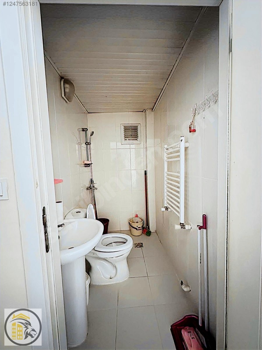 ASLAN EMLAK'tan YUNUSEMRE'de SATILIK EŞYALI 1+1 DAİRE - KÜTAHYA HİSARCIK fotoğraf 3