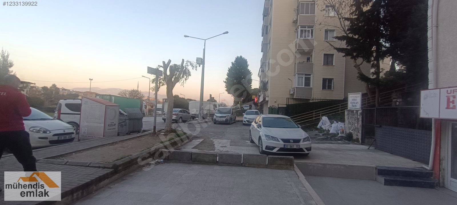 MÜHENDİS EMLAK'TAN KARABAĞLAR YURTOĞLU MERKEZDE 100M2 SATILIKTIR - İZMİR KARABAĞLAR fotoğraf 9