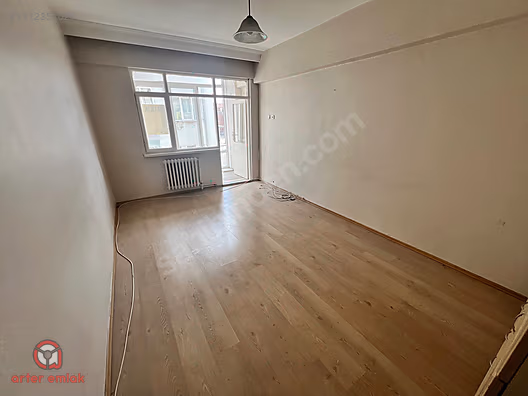 ÇARŞI MERKEZDE SATILIK ASANSÖRLÜ 2+1 ARA KAT GENİŞ DAİRE - BALIKESİR ALTIEYLÜL fotoğraf 6