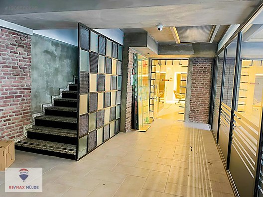 MERTER FATİH CAD.ÜZERİNDE 1100 m2 KOMPLE SATILIK BİNA! - İSTANBUL GÜNGÖREN fotoğraf 2
