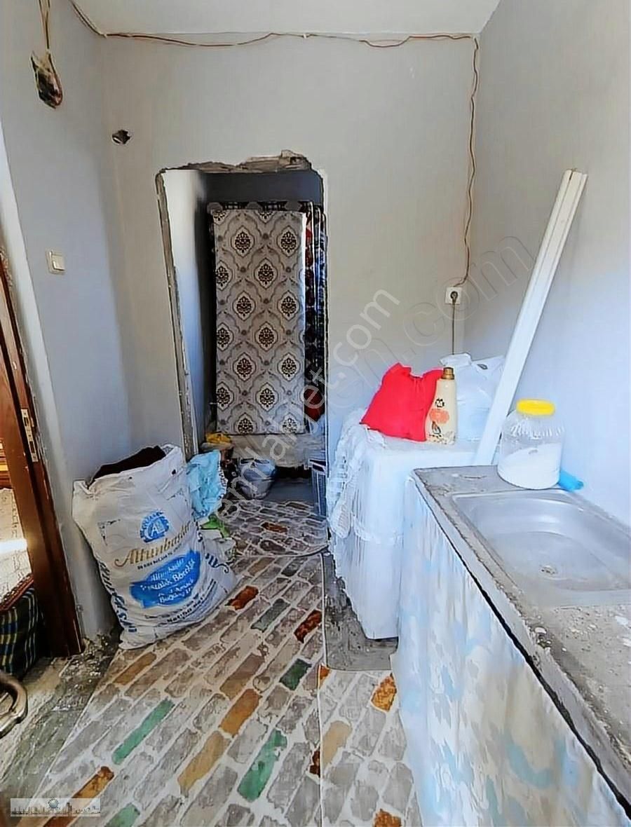 Madenli Emlak'tan Gündoğdu Da 2 Katlı Müstakil Bina - MERSİN AKDENİZ fotoğraf 3