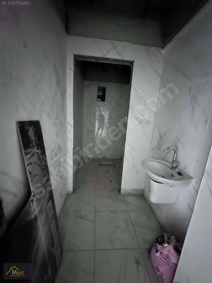 MERTTEN CADDE ÜSTÜNDE ARAKAT 4+1 165M2 SATILIK DAİRE - KIRIKKALE MERKEZ fotoğraf 5
