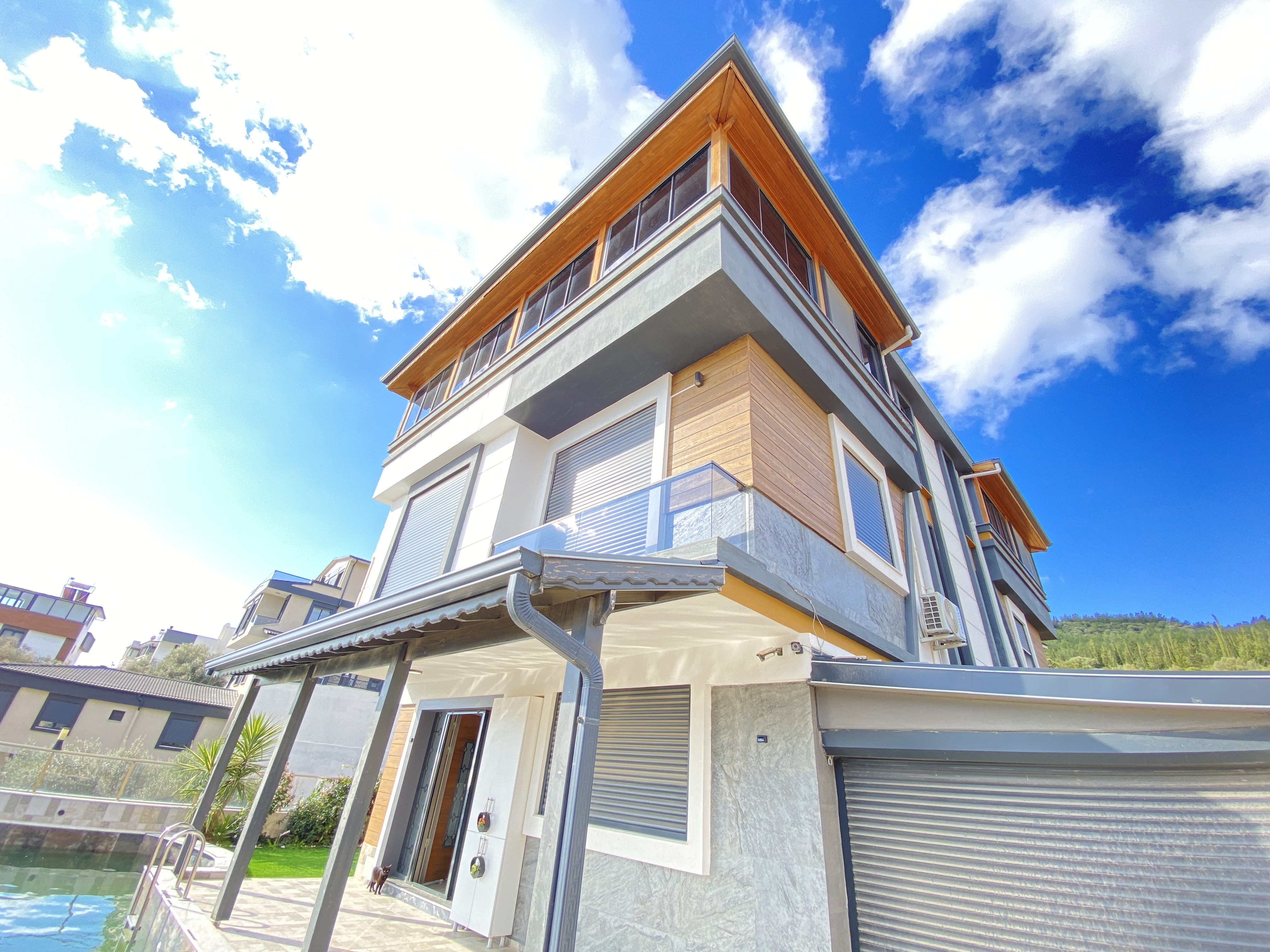 Doğanbey De Havuzlu Denize Yakın Satılık 3+1 Villa - İZMİR SEFERİHİSAR fotoğraf 4