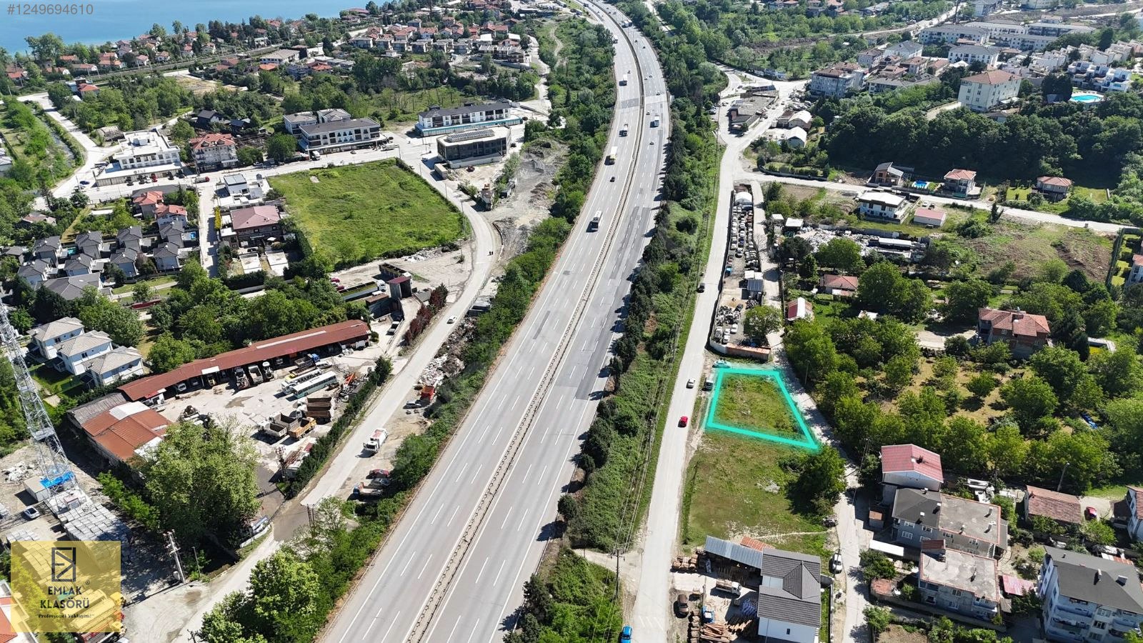 SAPANCA GÖL MAHALLESİ'NDE OTOYOL CEPHELİ TABELA ARSA! 548 M2 - SAKARYA SAPANCA fotoğraf 16