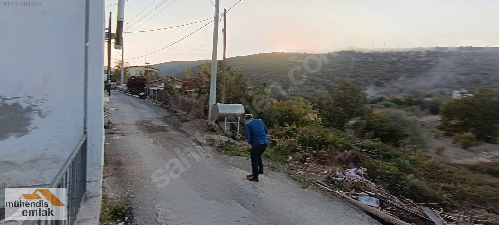 MUHENDİS EMLAK'TA URLA BALIKLIOVA KÖY İÇİNDE 103 M2 ARSA SATILIK - İZMİR URLA fotoğraf 4