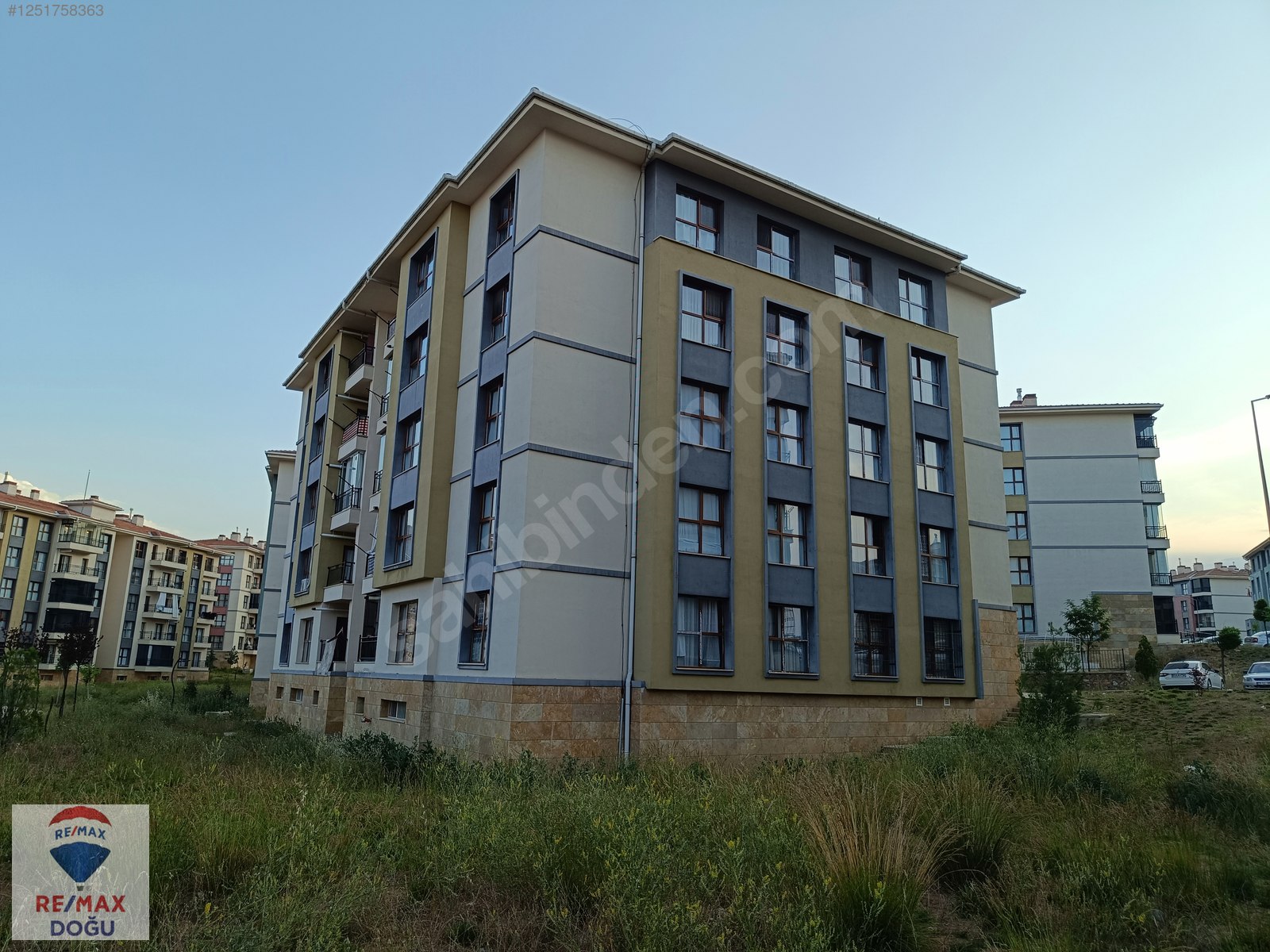 REMAX DOĞU YEMİŞLİK TOKİ 8. ETAPTA YAPILI ACİL SATILIK 3+1 DAİRE - ELAZIĞ MERKEZ fotoğraf 7