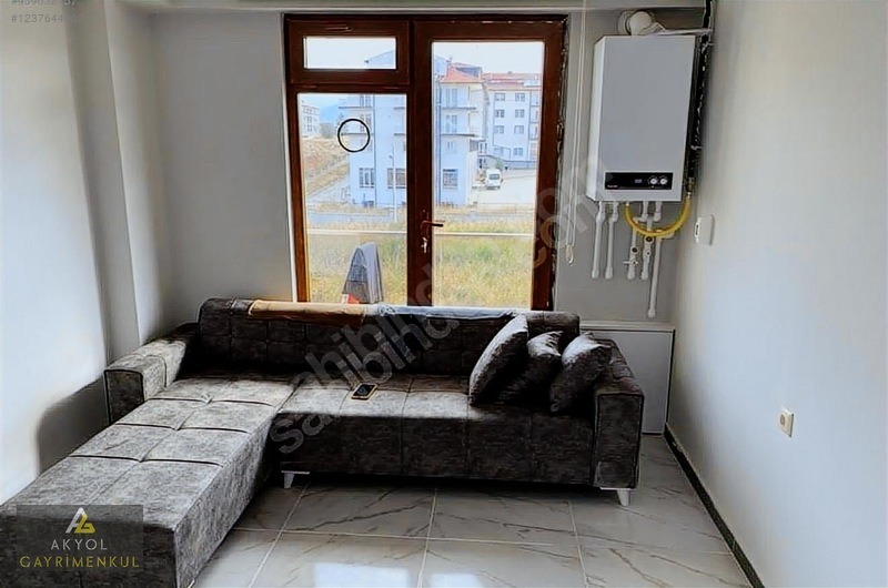 AKYOL'DAN ÜNİVERSİTE KARŞISI SATILIK EŞYALI 1+1 APART DAİRE - KÜTAHYA MERKEZ fotoğraf 4