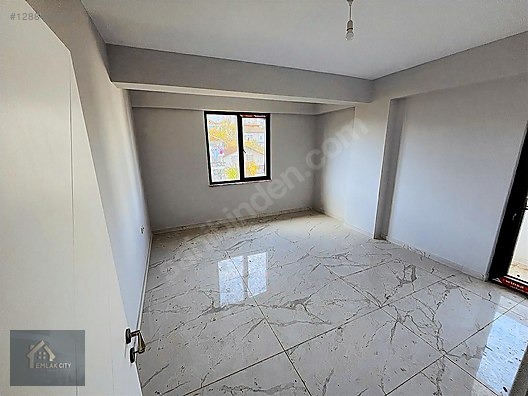 SIFIR 2+1(KAYMAKAMLIK KARŞISI)OLDUKÇA GENİŞ(OFİS,İŞYERİNE UYGUN - YALOVA ÇİFTLİKKÖY fotoğraf 5