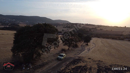 Uçar Emlak'tan Balıkesir/Gönen'in Popüler Köyünde Deniz Manzaralı 2.600 m² Tarla - BALIKESİR GÖNEN fotoğraf 9