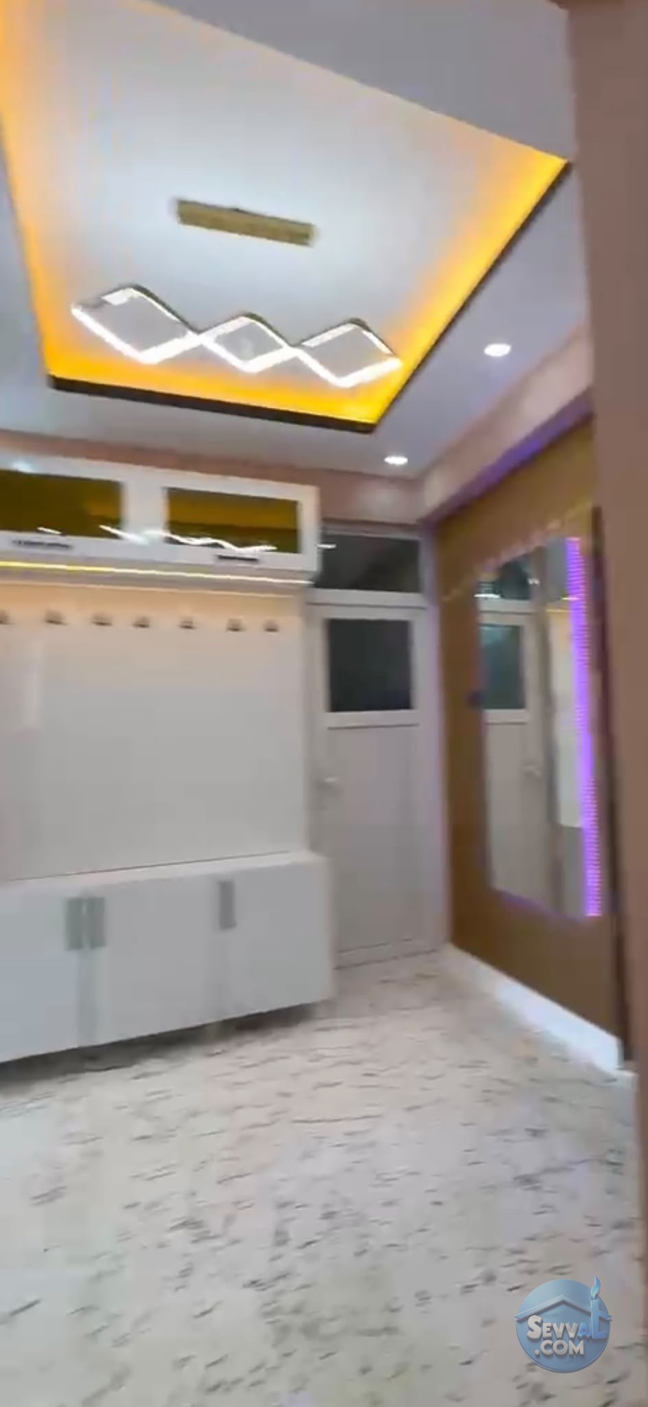 DEVTEŞTİ MAH. 1. KAT 2+1 ODALI 110 m2 GÜNEY CEPHELİ GÜNEŞ GÖREN TARAF İÇİ FULL - ŞANLIURFA HALİLİYE fotoğraf 6